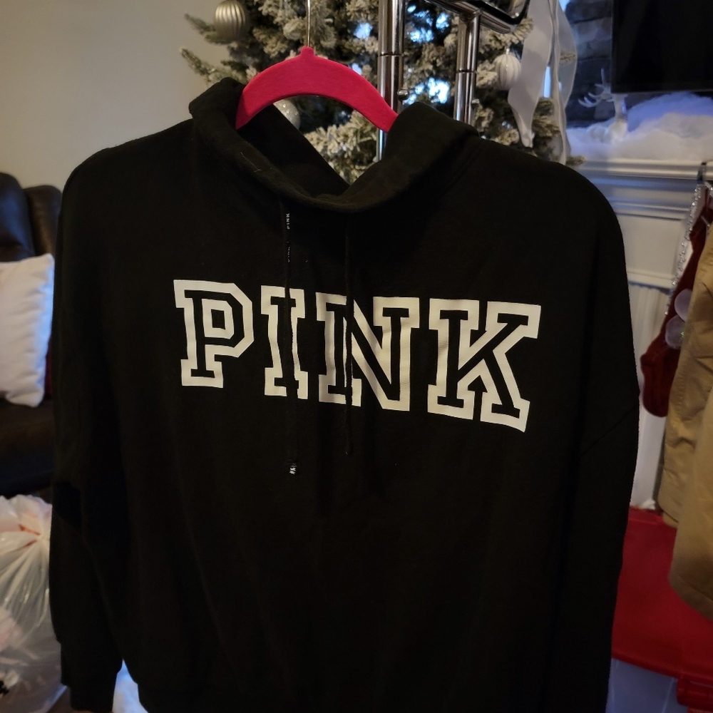 PINK everyday lounge Pullover Excellent Condition